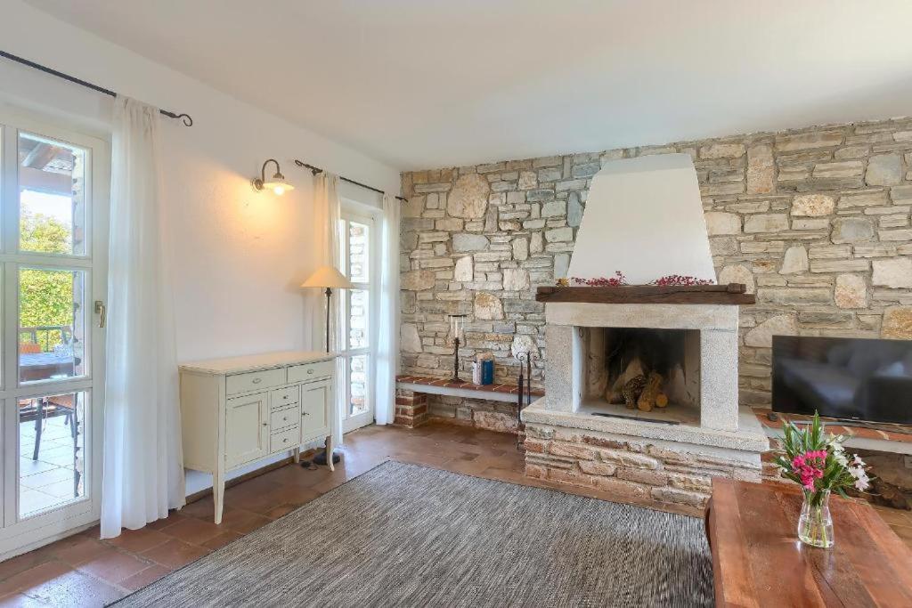 Villa Olivetta By Istrian Country Houses Barat  Екстериор снимка
