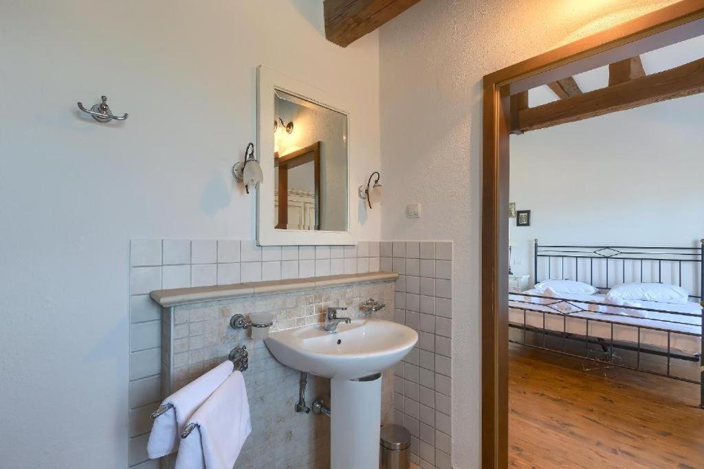 Villa Olivetta By Istrian Country Houses Barat  Екстериор снимка